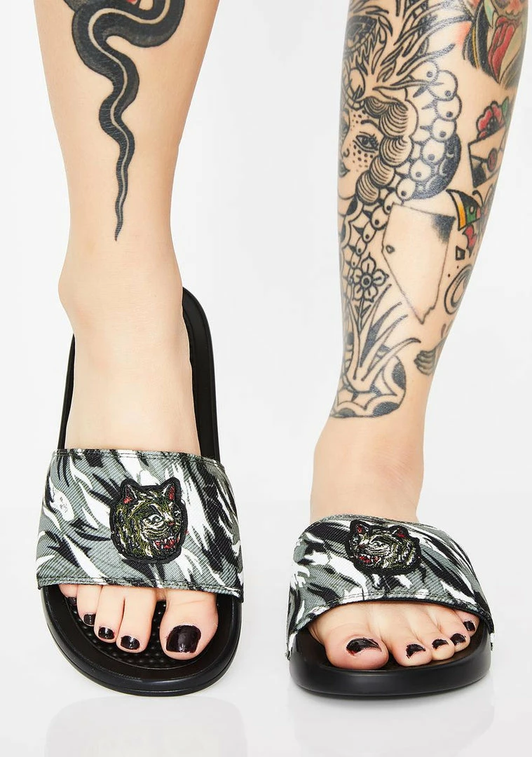 Top 10 ๐ RIPNDIP Nerm Tiger Camo Slides ๐ฉด Sandals ๐คฉ 3 RIPNDIP Nerm Tiger Camo Slides Sandals